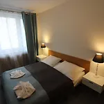 Apartament Przy Promenadzie I Blisko Plazy - Apartment An Der Promenade Und In Strandnaehe Apartman